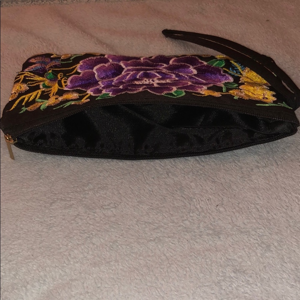 Pretty bag - Picture 3 of 3